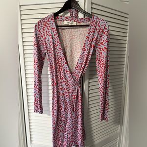 Diane Von Furstenberg Red/Blue Printed Silk New Julian Wrap Dress - Size 0